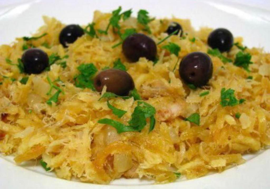 Bacalhau a Braz · Combination of fries, eggs and cod fish.