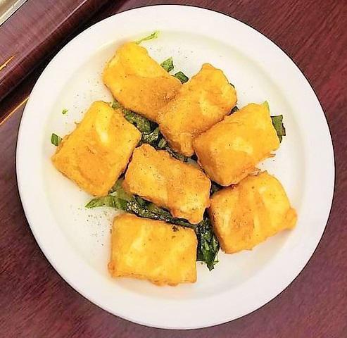 Paneer Pakora · Fresh paneer cubes battered fried with mint chutney inside.