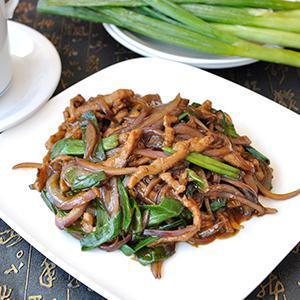 #36. Shredded Beef with Scallion · With young mild onions.