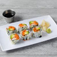 Dallas Roll · Spicy tuna, shrimp and avocado. Inside out roll.