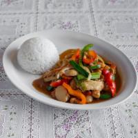 D48. Cashew Nut · Stir-fried cashew nut, onion, carrot, bell peppers, water chestnut, green onion and sesame o...