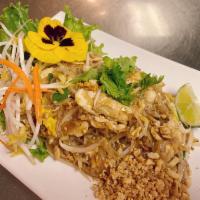 N1. Pad Thai · Stir-fried thin rice noodle with egg, bean sprouts, green onion, and crushed peanut.