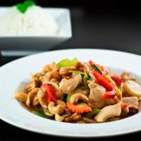 EN5. Pad Cashew · Stir-fried with cashew nuts, white onion, celery, bell pepper, and carrot, in a brown sauce.