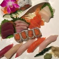 Sushi & Sashimi Combo · 7 pieces sushi, 7 pieces sashimi, and spicy tuna roll.