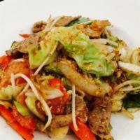 52. Pad Woon Sen Noodles · Stir-fried silver noodles with napa cabbage, tomatoes, celery, green onions, carrots and egg.