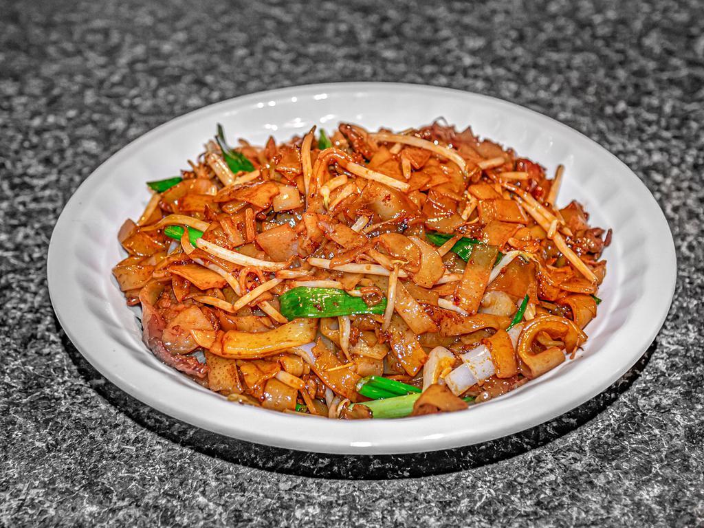 Beef Chow Fun  · Flat rice noodles.
