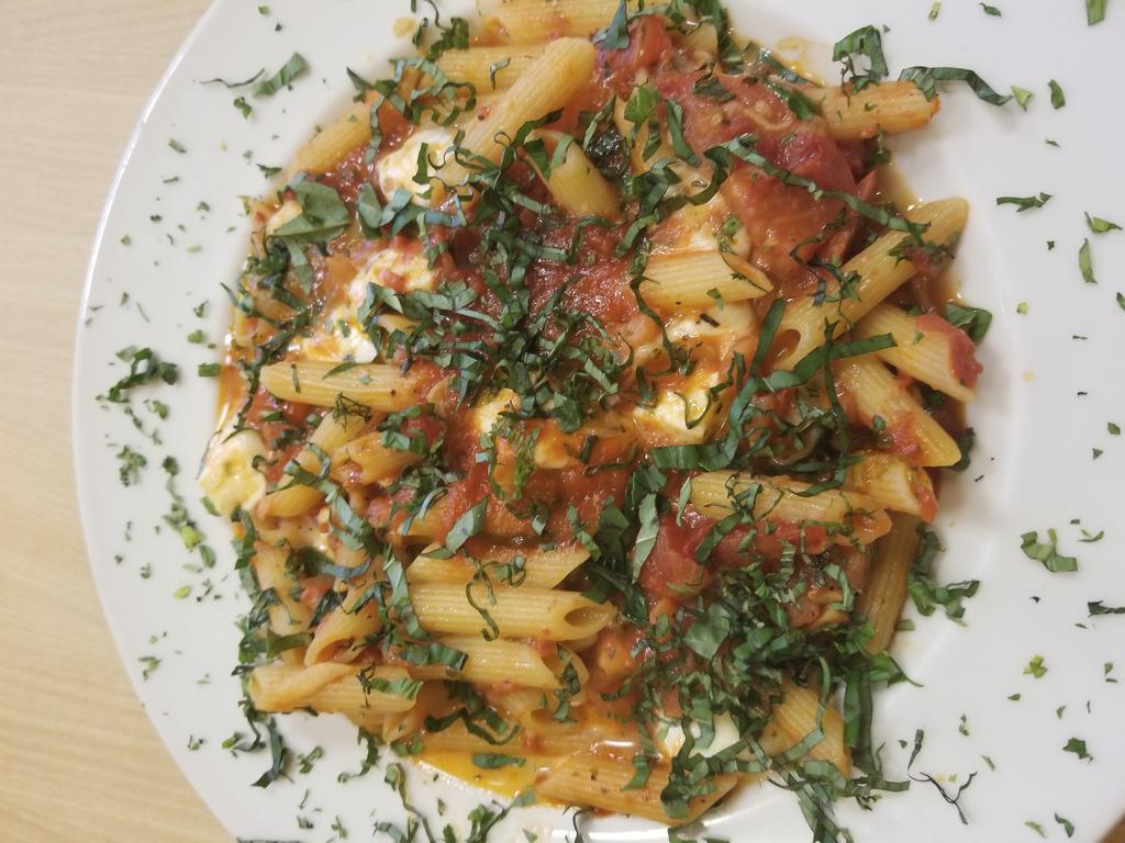 Filetto di Pomodoro Pasta · Our homemade marinara sauce made with fresh garlic and basil.