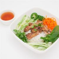 Grilled Chicken Vermicelli Bowl · Grilled chicken on vermicelli bowl, comes with lettuce, beansprout, cucumber, cilantro, jala...