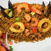 Seafood Fried Rice · Chaufa de mariscos.