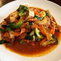 SWEET BASIL · Saute with garlic, bell peppers, broccoli, carrots and onions in a spicy sauce. Recommended ...