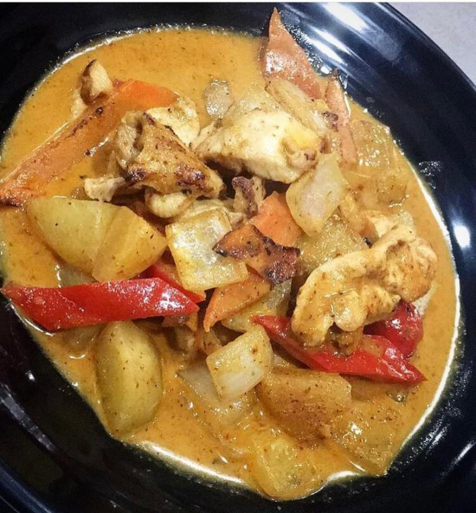 YELLOW CURRY · Potatoes, onions, bell peppers and carrots in a coconut broth. Recommended spicy.