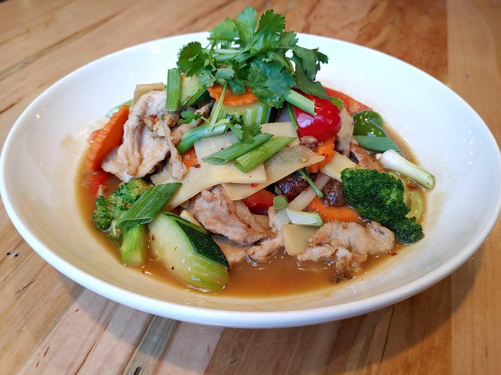 F8. Pad Prik · Stir fried bamboo shoots, basil, onions, zucchini, bell peppers, broccoli and chili garlic sauce. Spicy.