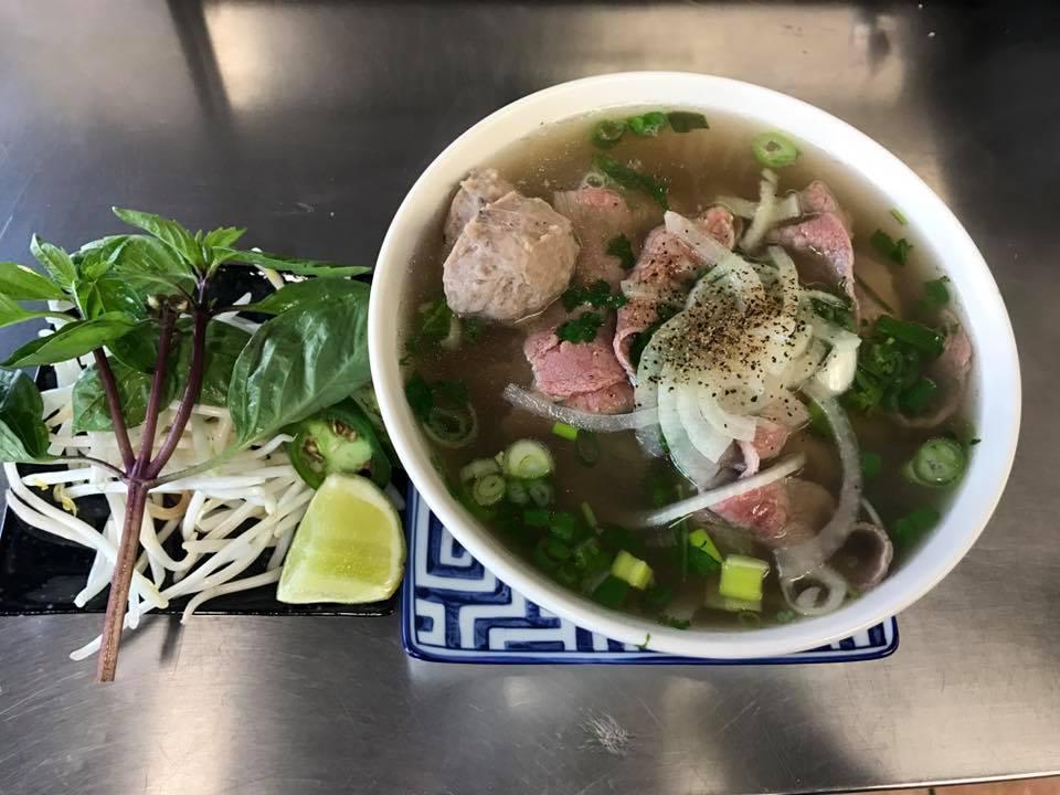 Pho Bo Vien · Pho with beef meatballs.
