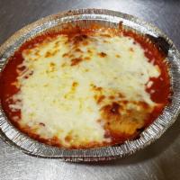 Chicken Parmigiana Dish · Includes 3 dinner rolls, we do not offer pasta