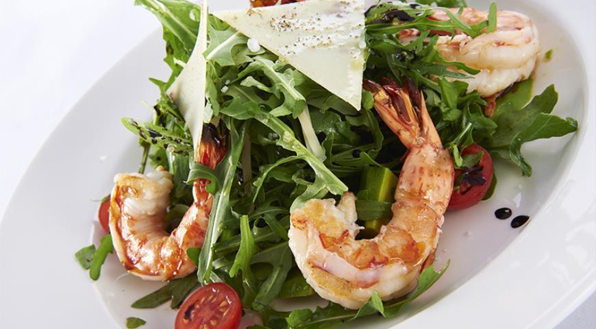 Arugula Salad with Shrimp · Baby arugula, shrimps, cherry tomatoes, and Parmesan cheese, glaze vinegar with  white truffle oil on the side