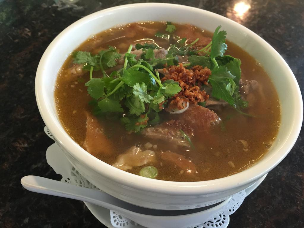 Sai Varee thai cuisine · Soup · Thai · Noodles · Curry · Vegetarian