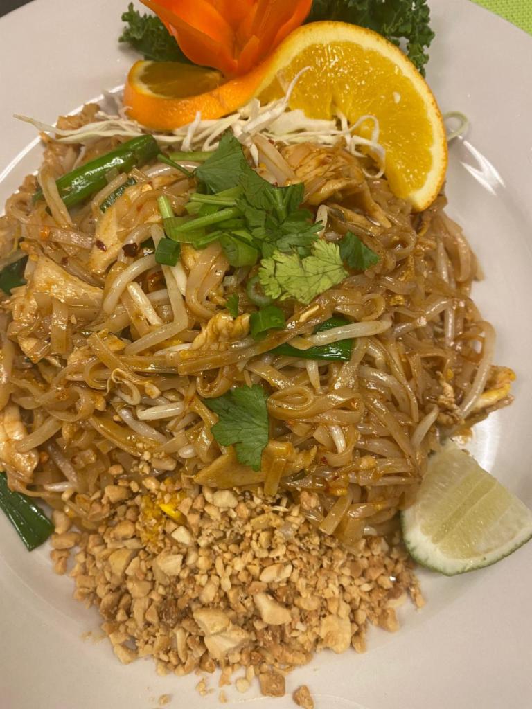 Pad Thai Dinner · Stir fried rice noodle dish.