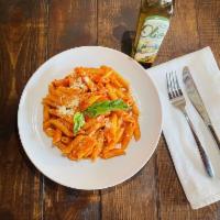 PENNE PASTA, CHOICE OF HOMEMADE SAUCE + 2 GARLIC KNOTS · PENNE PASTA (VEGAN )  CHOICE OF HOMEMADE SAUCE + 2 GARLIC KNOTS
NOTE: *ALL PASTAS SERVED AL ...