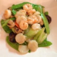 N. Prawn and Scallops with Mushrooms Special · 