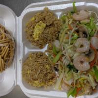 L36. Shrimp Chow Mein Light Dinner · Not a noodle dish.  Shrimp and vegetables paired with hard noodles on the side.