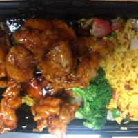 C15. General Tso's Chicken Combo · Served with pork fried rice and an egg roll. Hot and spicy.