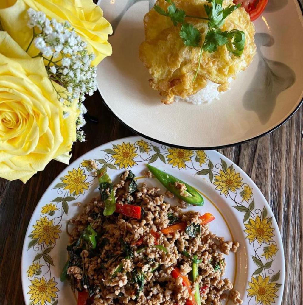Basil Minced Pork กะเพราหมูสับ · (Now we use regular basil instead of Thai holy basil)
Stir-fried minced chicken, basil with spicy basil sauce served with Thai omelette. Spicy. 
