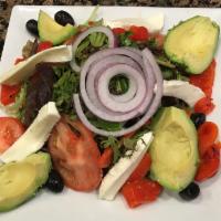 Avocado Salad - Large Size + 6 Garlic Knots  · Mixed greens with fresh mozzarella, tomatoes and onions in a lemon vinaigrette.