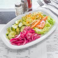 Ensalada Mixta · Mixed salad.
