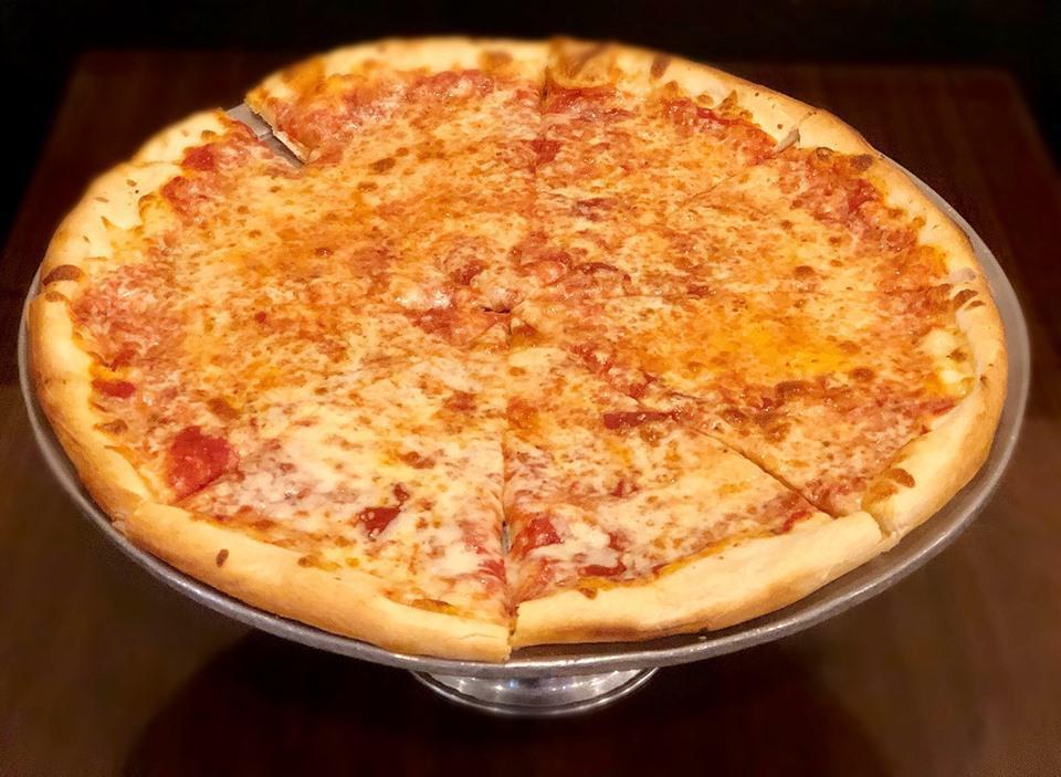 cheese pizza · 
