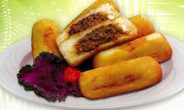 Yuca Stuffed with Meat · 