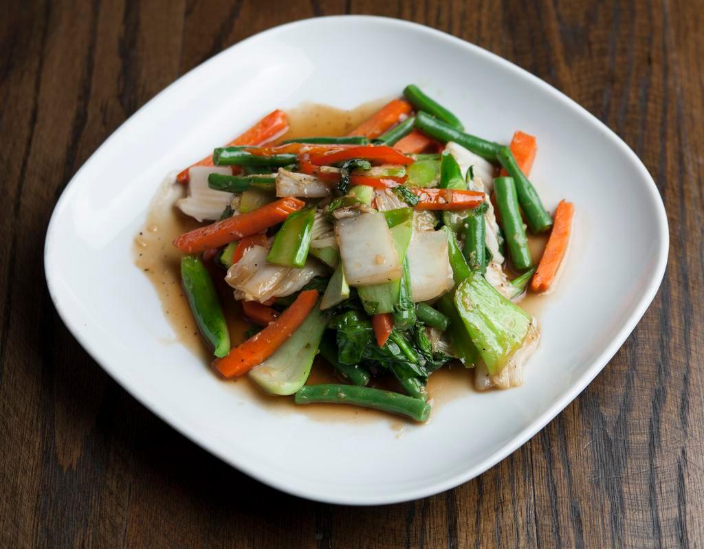 Tasty Thai · Vegetarian · Dinner · Asian · Thai · Noodles · Chicken