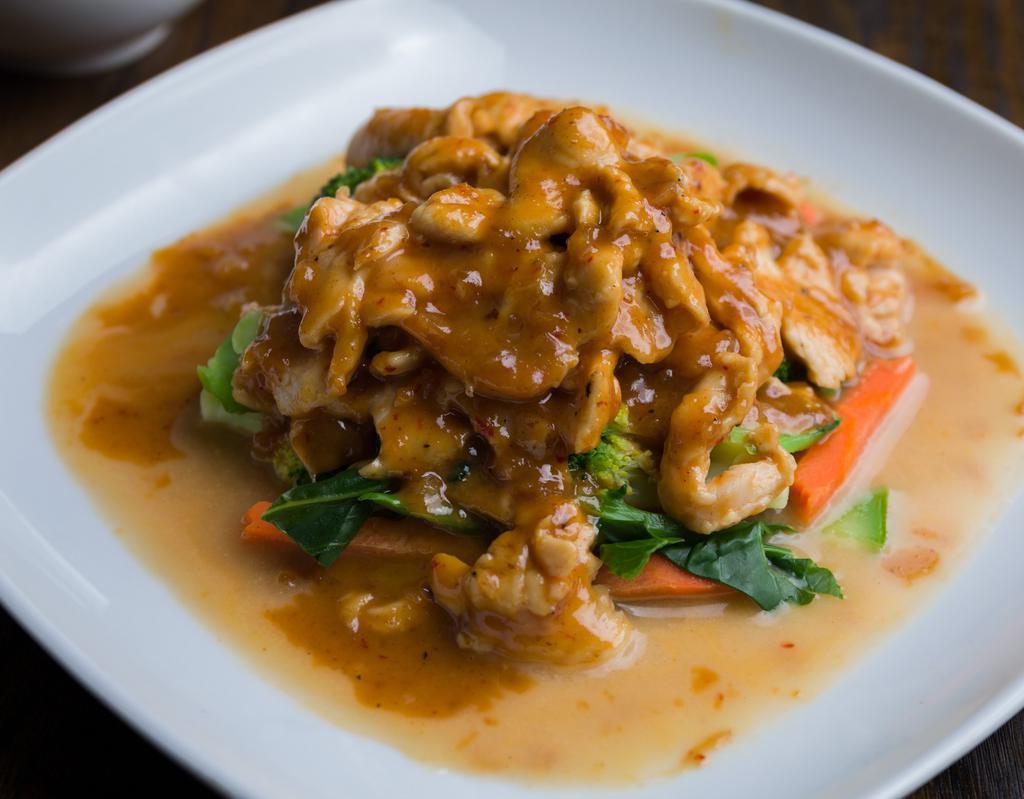 B8. Rama · Sauteed with homemade peanut sauce on the top of steamed mix vegetables.