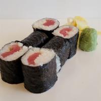 Tuna Maki roll · Tuna wrapped in rice and seaweed (6 pcs)