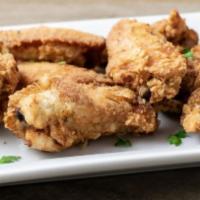 117. Fried Chicken Wings 炸雞翅 · 6 pieces. Cooked wing of a chicken coated in sauce or seasoning.