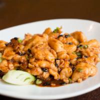 S06. Sole Fish Fillet Chili Bean Sauce 豆瓣魚片 · Hot and spicy.