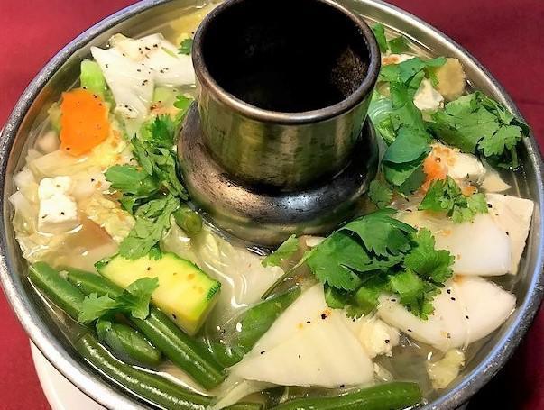 Sweet Basil Thai Cuisine · Curry · Dessert · Seafood · Soup · Asian · Thai · Salads