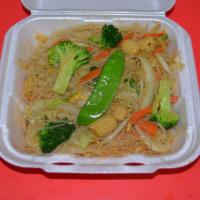 N5. Rice Noodles with Vegetable · Stir fried with cabbage, beansprouts, onion and carrots prepared Singapore spicy curry style...
