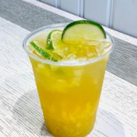 Pineapple Iced Green Tea · fresh pineapple,lime,jasmin green tea,agave syrup