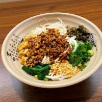 N6 Yunnan Dried Rice Noodles 卤米线 · Mild Spicy. Contains peanuts
