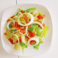 Classic Salad · Lettuce, tomatoes and onions.