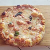 Margarita Pizza · San Marzano tomato sauce, mozzarella cheese and fresh basil.