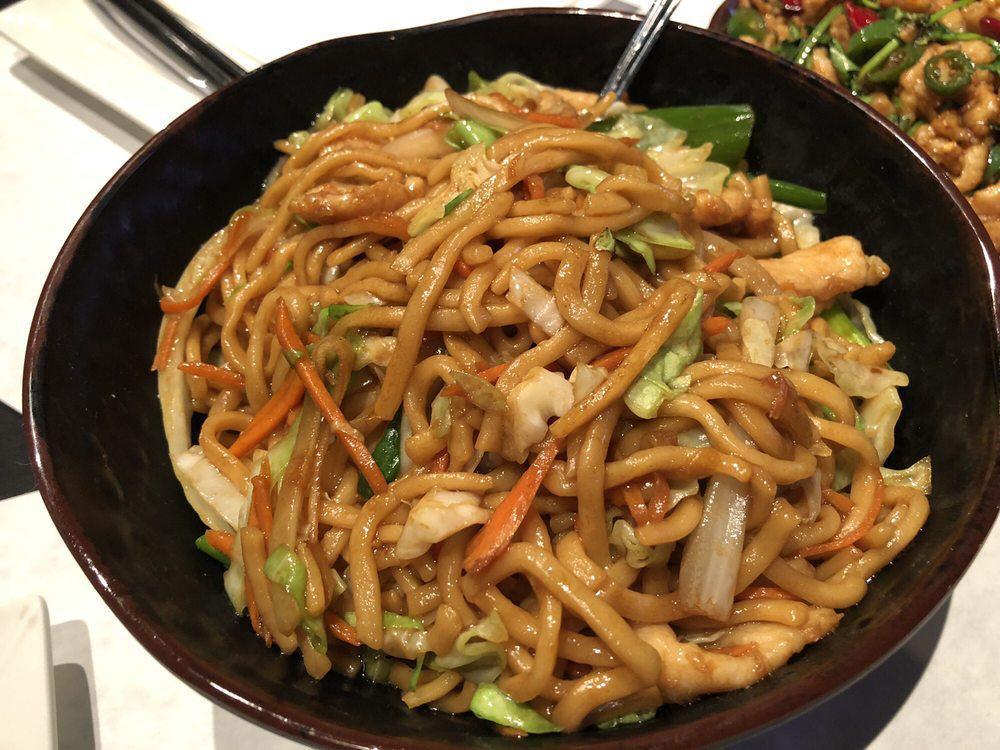 1361. Chicken Chow Mien 鸡炒面 · 