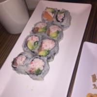 Alaska Roll · In: smoked salmon, asparagus, avocado and crab. Sauce: eel sauce and hot sauce. Spicy.