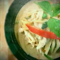  Green Curry  · Your choice of meat, bamboo shoots, bell peppers, basil leaves, peas and carrots in a blend ...