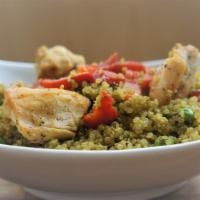 Green Quinoa · Organic quinoa,cilantro,spinach and carrots with chicken
