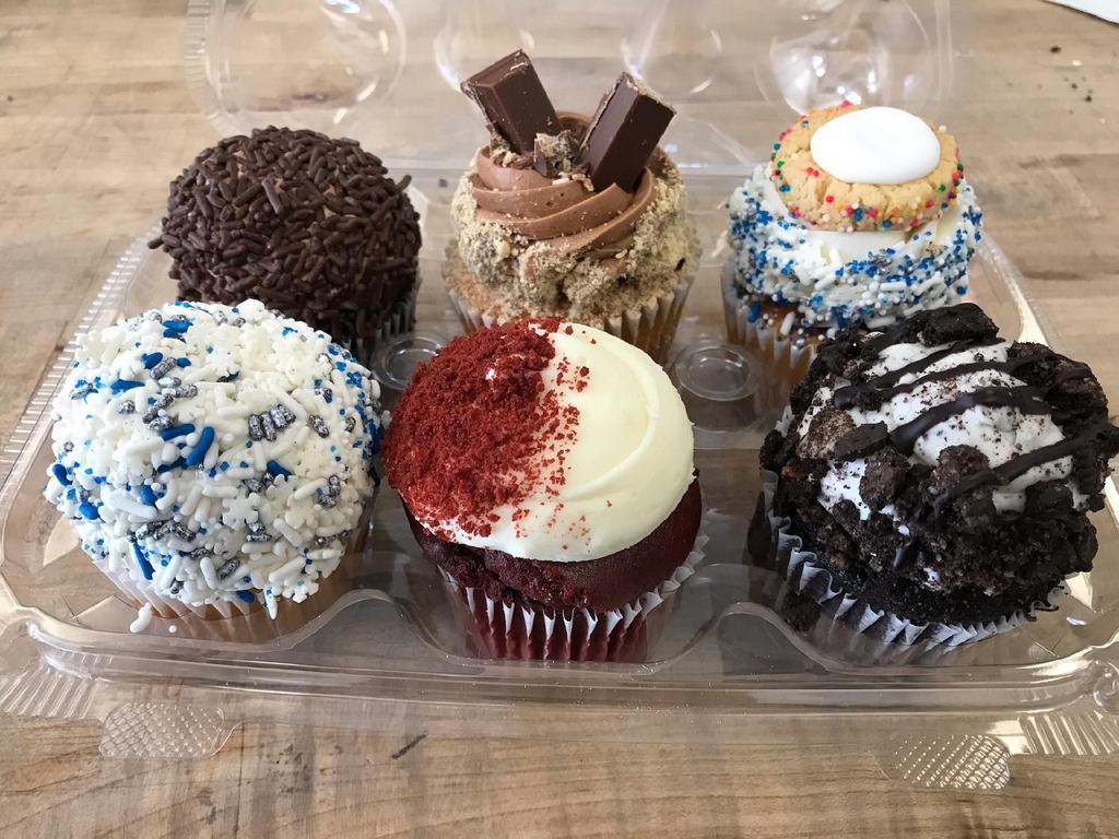 Assortment  Cupcake Pack · A 6-pack assortment of the above-listed cupcakes.