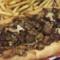 21. Kelly Drive Cheesesteak Combo · Steak, bacon, Italian sausage, chicken, sauteed onions, extra cheese and regular or spicy mo...