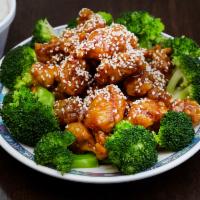 S10. Sesame Chicken · Boneless chicken chunks, marinated and quickly fried all is then sauteed with hot spicy sesa...