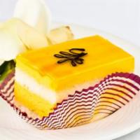 Mango Mousse · Layers of cake and mango mousse