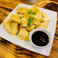 T6. Crispy Tofu · Deep-fried crispy tofu.